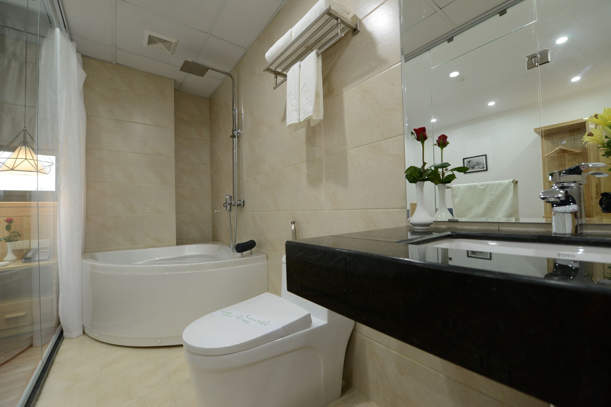 Blue Hanoi Inn City Hotel Zewnętrze zdjęcie